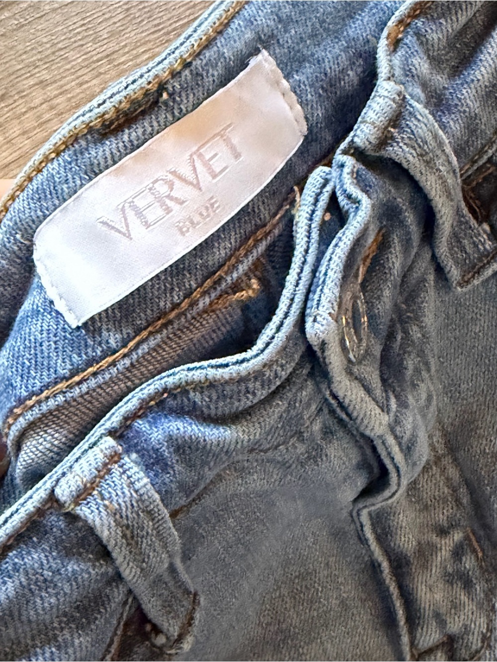 VERVET High Rise Raw Hem Crop Flare Jeans Size 27 Light Wash - Picture 5 of 9